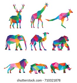 ZOO ANIMAL LOW POLY LOGO ICON SYMBOL SET. TRIANGLE GEOMETRIC KANGAROO, LION, GIRAFFE, CAMEL, DEER, BEAR,RHINO AND GORILLA POLYGON WILDLIFE