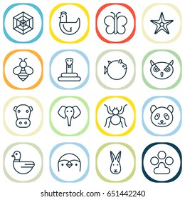 Zoology Icons Set. Collection Of Bumblebee, Trunked Animal, Claw Print And Other Elements. Also Includes Symbols Such As Honey, Elephant, Bear.