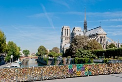 Notre Dame, Paris, view from Pont de l'ArchevÃ?Â?Ã?Â©chÃ?Â?Ã?Â©