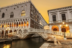 Venice, the Doge's Palace, Pallazzo delle Prigioni and Ponte della Palia (The Straw Bridge) at dawn, Italy