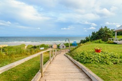 Path to the beach at Basin Head (Point East Coastal Drive, Prince Edward Island, Canada)