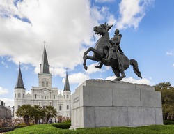 Saint Louis Cathedral and statue of Andrew Jackson in park, New Orleans, USA.