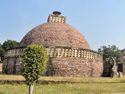 a small stupa in Sanchi Stupa
