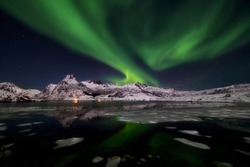 The northern lights, Norway, the Lofoten islands around the town of Nussfjord