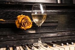 Piano rose music jazz with white wine