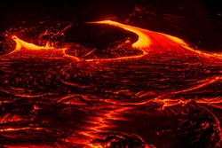 Lava advancing from Kilauea's 61g lava flow