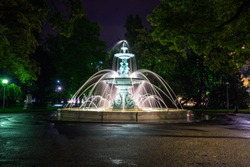 The fountain and the Europe park at night.
