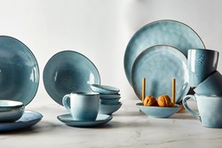 Blue and white porcelain tableware