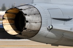 partial cut of a fighter aircraft engine nozzle, military aircraft, aircraft gas turbine engine