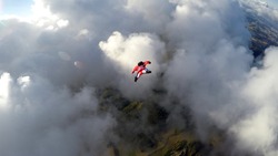 wingsuit skydive