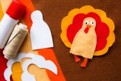 craft for kids. DIY felt finger toy Turkey for thanksgiving day. create art for children. finger toy.