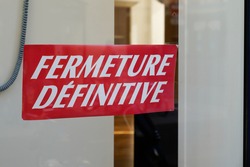 store information on closed boutique windows in french fermeture definitive means final closure