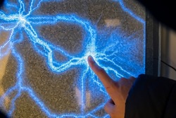 Blue lightning from plasma lamp