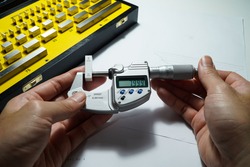 Digital micrometers and digital vernier calipers perform calibration on block grades,Gauge Blocks Precision Metric
