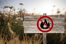 No camp fire sign. A sign which shows no open flame outdoors.