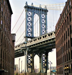 Manhattan Bridge at Dumbo