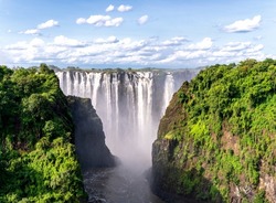 Victoria falls at high water, Zimbabwe