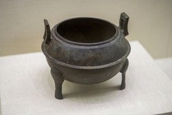 Ancient Chinese cultural relics of the Han Dynasty in the museum, bronze censer