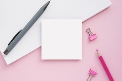 Square notepad, memo pad mockup, sticky notes mock up, pink background, flat lay.