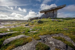 Poulnabrone Dolmen Tomb, Burren, Co.Clare, Ireland.