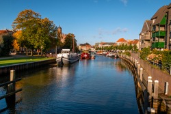 Autumn photo in the Hanseatic city of Zwolle of the canals that surround Zwolle