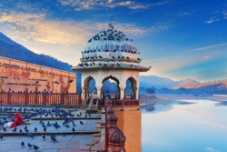 Amber Fort elements, view on the Maotha Lake near Jaipur, Rajasthan, India