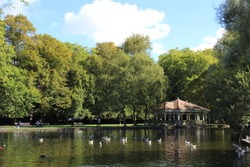 View of a Kiosk and lake in the Saint Stephen's Green park in Dublin, Ireland
