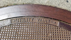 Utility vault manhole metal cover