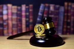 Judge hammer and BTC gold crypto coin. Justice courtroom. Ripple demands Bitcoin and Ethereum docs from SEC amid legal fight. Delist сryptocurrency trading. Exchanges and traders. law to ban