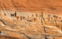 The Horseshoe Panel, a collection of ancient pictographs rock art near The Great Gallery in Horseshoe Canyon (formerly Barrier Canyon) in Canyonlands National Park, Utah, United States.