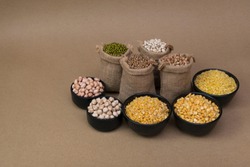 Grains in gunny bag / Various grains and pulses in gunny bag - Pulses and Grains