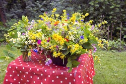 summerflowers in vase in summer garden