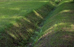 drainage ditch aeration with lawn green altorki.
