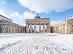 Brandenburg Gate (Brandenburger Tor) in winter, Berlin, Germany