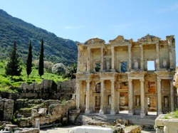 Remained ancient library in Ephesus city in Selcuk. Efes is an UNESCO World Heritage Site and tourism attraction in Turkey.