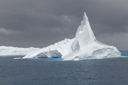 Cooper Bay, Floating Icebergs, South Georgia, South Georgia and the Sandwich Islands, Antarctica