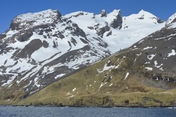 Snow covered mountains and glaciers, King Haakon Bay, South Georgia, South Georgia and the Sandwich Islands, Antarctica