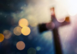 Beautiful bokeh with a cross in the background