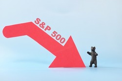S and P 500 index in red downward arrow beside a bear animal figure. Bearish run market in United States US stock market.