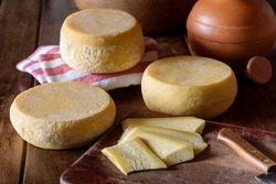 Traditional cured curd cheeses from the Cariri region, northeastern Brazil.
