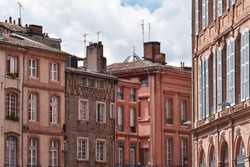 Toulouse buildings houses traditional beautiful 
