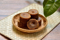Organic brown palm sugar or coconut sugar, better known as Java sugar. 

