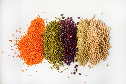 various kinds of legumes such as lentil, chickpea, mung, beans