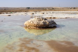Salt mushroom formation in Abudhabi salt lake