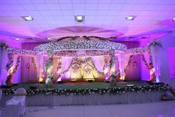 Indian Marriage Halls Hindu wedding stage decoration