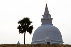 Beach Stupa (Muhudu Maha Viharaya) in Pottuvil (Arugam Bay), Sri Lanka