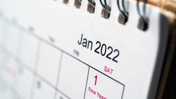 January 2022 year on desk calendar close up.