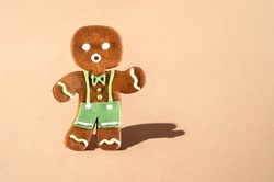 Confused head Gingerbread Man. Christmas Concept.