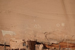 Pictographs in wall at cow ruin. Navajo nation. Canyon de chelly. Ruins.