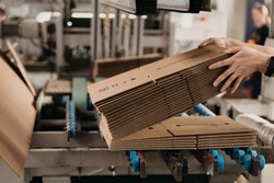 production of corrugated cardboard conveyor